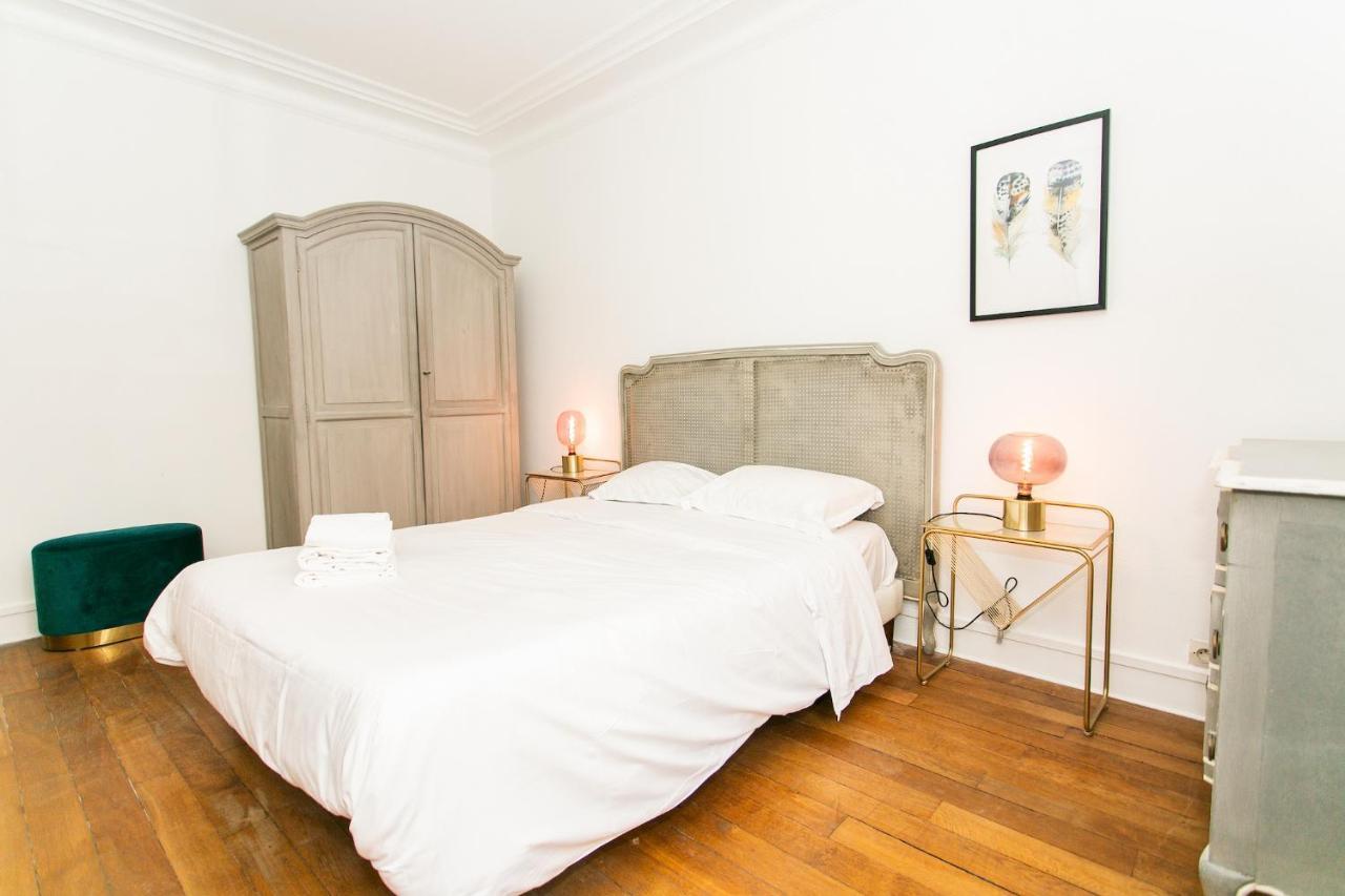 Private Apartment St Germain-Le Bon Marche ปารีส ภายนอก รูปภาพ